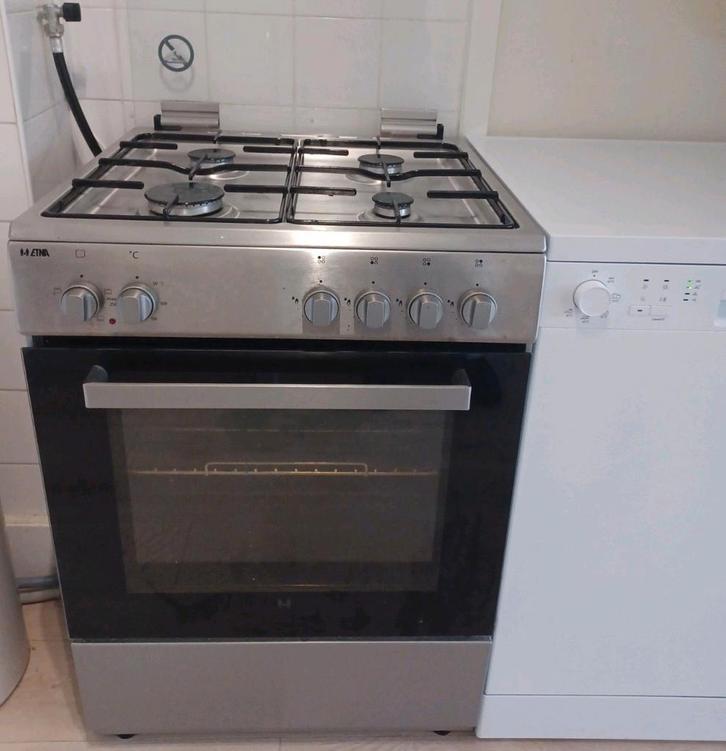 Fornuis met oven en grote vaatwasser!, Huis en Inrichting, Complete inboedels, Ophalen