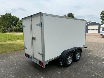 Syma gesloten aanhangwagen afmeting: 307 x 151 x 150 beschikbaar voor biedingen