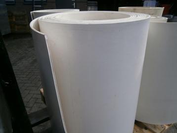 Rubber matten beschikbaar voor biedingen