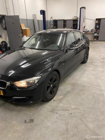 BMW 3-serie 320i Upgrade Edition NAP! 260PK beschikbaar voor biedingen