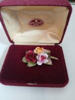 Royal Albert Porseleinen Broche Roosjes, Ophalen of Verzenden, Zo goed als nieuw, 4 tot 7 cm, Roze