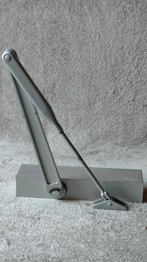 DORMA TS73V deurdranger, deursluiter, Doe-het-zelf en Verbouw, Hang- en Sluitwerk, Zo goed als nieuw, Overige typen, Ophalen of Verzenden
