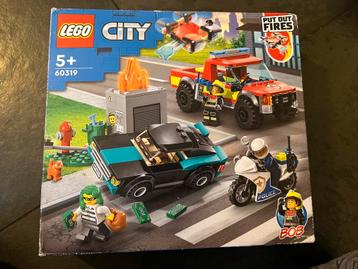 Lego city set 60319, helemaal compleet in doos!
