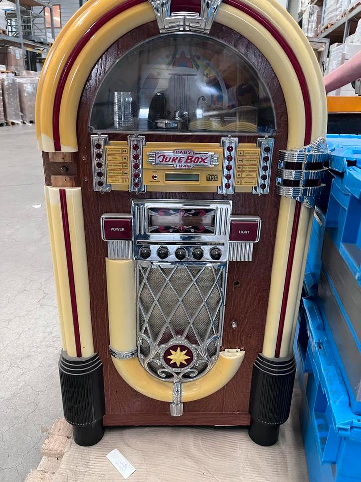 Baby Jukebox - Radio/CD/Cassette - Opknapper, Verzamelen, Automaten | Jukeboxen, Gebruikt, Overige merken, 1970 tot heden, Ophalen