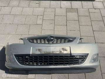 Opel Astra J ('09-'12) Voorbumper + Mistlampen PDC | Z167 beschikbaar voor biedingen