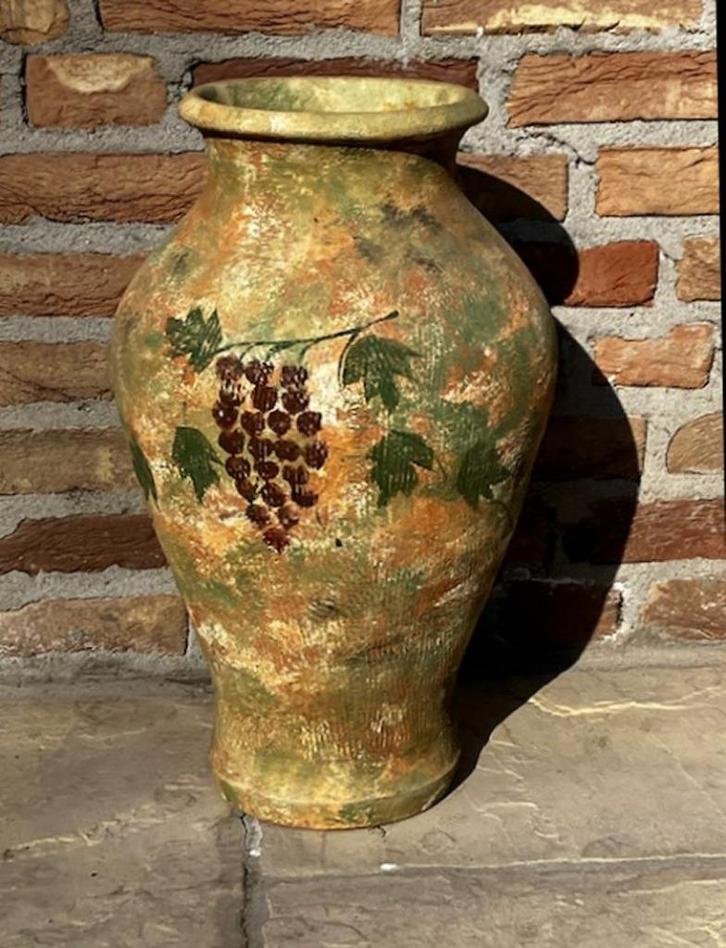 Tuinvaas met druivenmotief, Tuin en Terras, Tuinvazen, Zo goed als nieuw, Ophalen of Verzenden