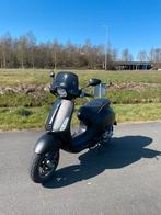 Vespa sprint 2015, Fietsen en Brommers, Ophalen, Gebruikt, Maximaal 45 km/u, Vespa S