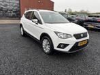 SEAT Arona 1.0 TSI 110PK STYLE CARPLAY APPLE ANDROID, Gebruikt, Arona, Met garantie (alle), Wit