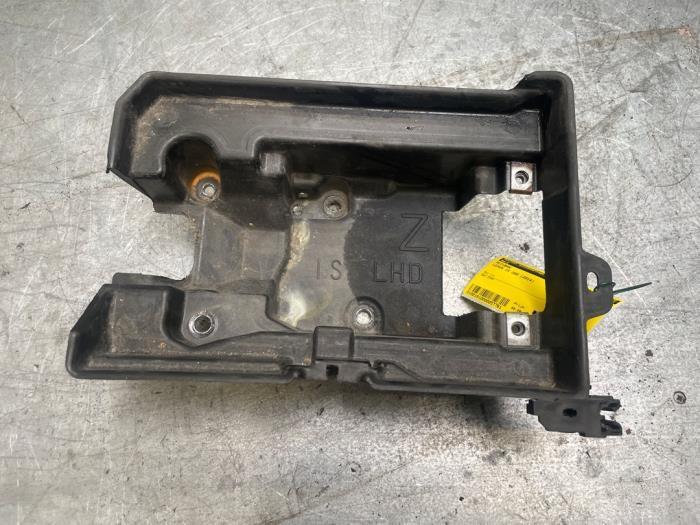 Accubak van een Lexus IS 300, Auto-onderdelen, Carrosserie en Plaatwerk, Lexus, Gebruikt, 3 maanden garantie, Ophalen of Verzenden