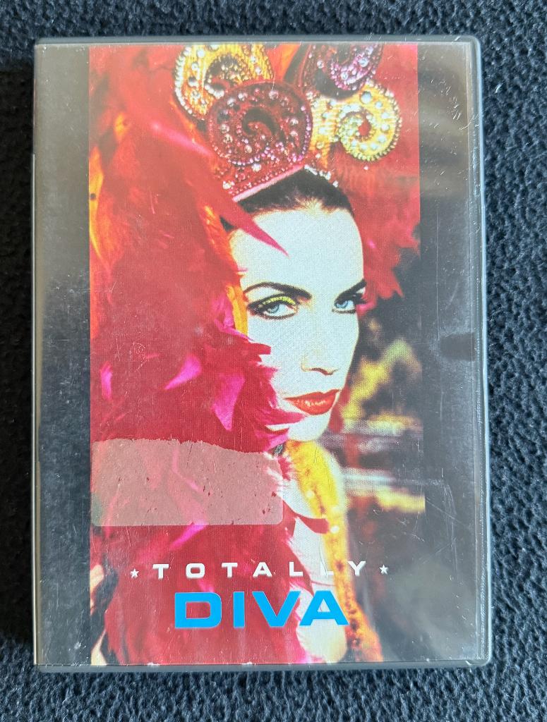 Annie Lennox - Totally Diva - dvd, Alle leeftijden, Ophalen of Verzenden, Zo goed als nieuw, Muziek en Concerten