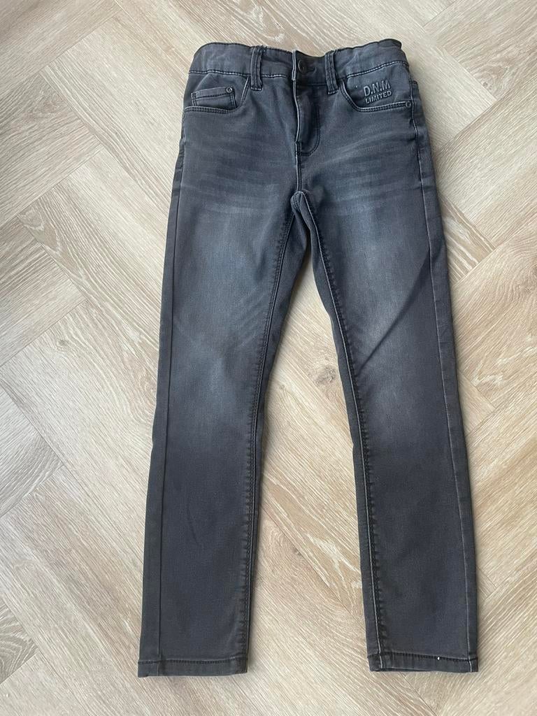 DNM kids jeans skinny fit maat 140 zwart, Ophalen of Verzenden, Zo goed als nieuw, Jongen, Broek