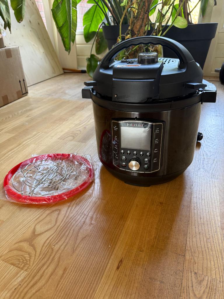Instant Pot Pro 7,6L multicooker 10-in-1, Witgoed en Apparatuur, Slowcookers, Ophalen, Timer, Zo goed als nieuw