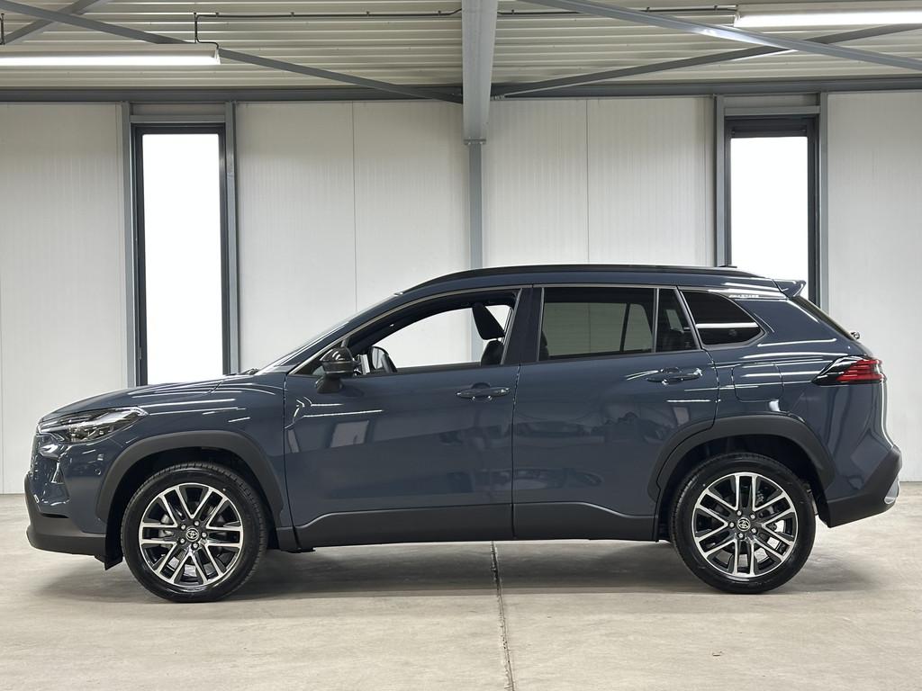 Toyota Corolla Cross Hybrid 180 Executive | Leder | Pano | J, Auto's, Toyota, 12 maanden, Gebruikt, 4 cilinders, 179 pk