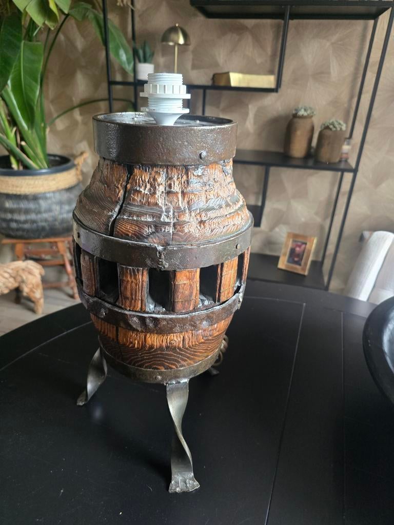 Wagon wheel hub lamp, Antiek en Kunst, Ophalen