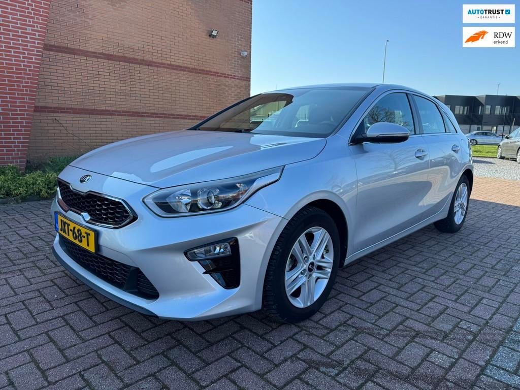 Kia CEED 1.6 CRDi DynamicLine, Auto's, Kia, Voorwielaandrijving, Stof, Gebruikt, 4 cilinders