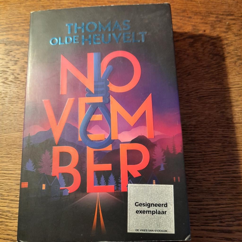 Thomas Olde Heuvelt - November ( 1e druk en gesign), Boeken, Thrillers, Ophalen of Verzenden, Nieuw, Thomas Olde Heuvelt, Nederland