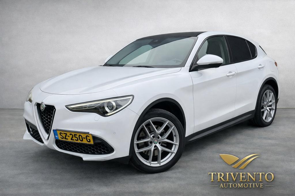 Alfa Romeo Stelvio 2.0 280pk LAGE KM STAND / TREKHAAK, Auto's, Automaat, 1995 cc, 4 cilinders, Wit