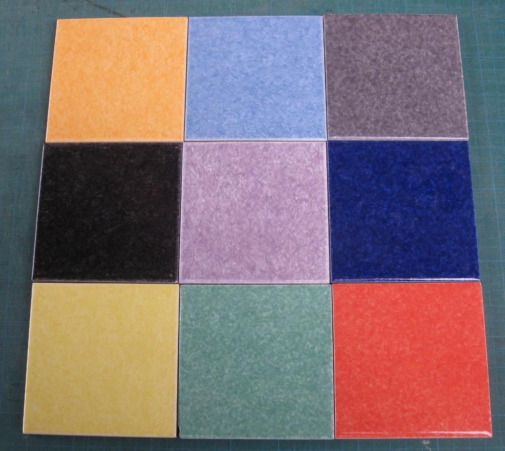 24 tegels 10 x 10 cm voor hobby  of mozaiek, Ophalen of Verzenden, Zo goed als nieuw