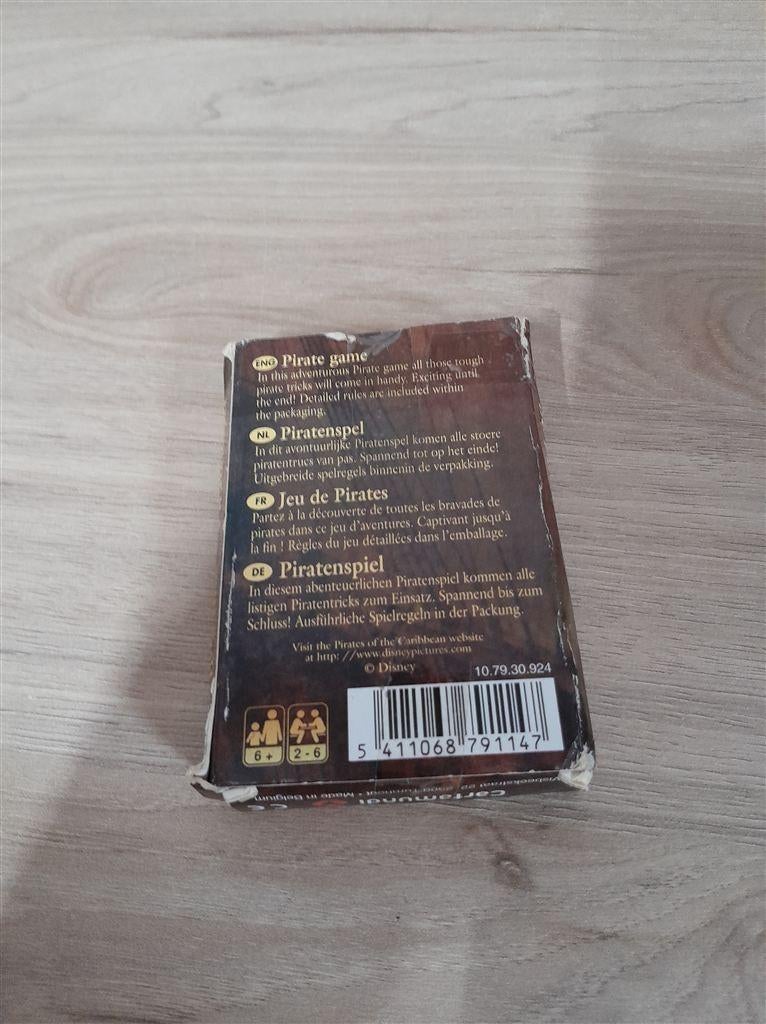 Pirates of the Caribbean - piraten spel - s3639, Hobby en Vrije tijd, Gezelschapsspellen | Bordspellen, Verzenden, Zo goed als nieuw
