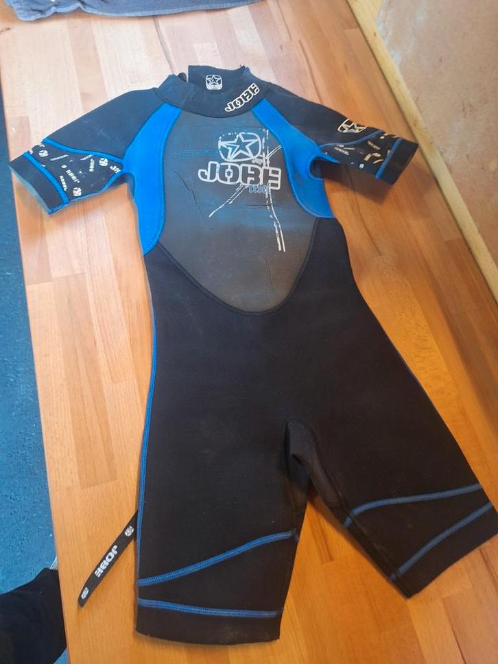 2 wetsuits: Tribord en Jobe, ideaal voor watersport, Watersport en Boten, Watersportkleding, Gebruikt, Wetsuit, Dame of Heer, Ophalen of Verzenden
