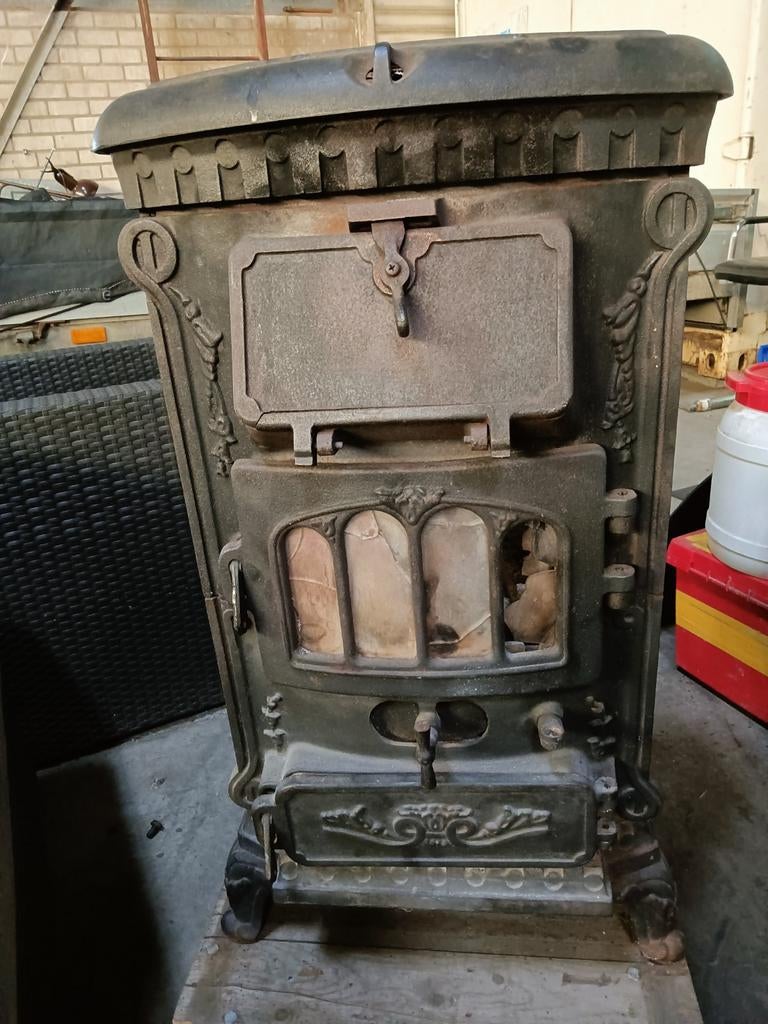 Oude kachel, Huis en Inrichting, Kachels, Ophalen, Gebruikt, Hout, Houtkachel