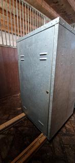 Metalen zadelkast 60X60X106, Dieren en Toebehoren, Paarden en Pony's | Overige Paardenspullen, Ophalen, Gebruikt