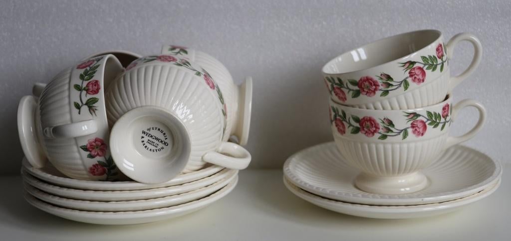 6 Wedgwood Rosalind thee kopjes en schotels, theekopjes, Ophalen of Verzenden, Zo goed als nieuw, Wedgwood, Kop(pen) en/of Schotel(s)