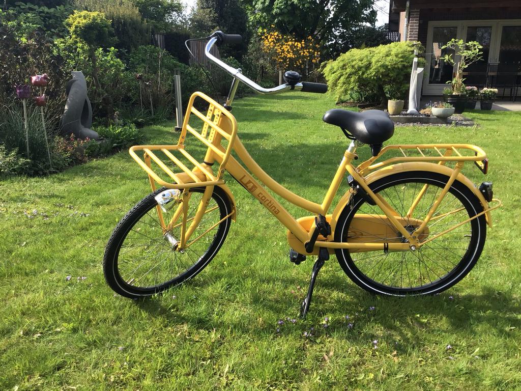 Transportfiets Meisjes Geel 24 Inch - Zo Goed Als Nieuw, Fietsen en Brommers, Terugtraprem, 24 inch, Versnellingen, Ophalen of Verzenden