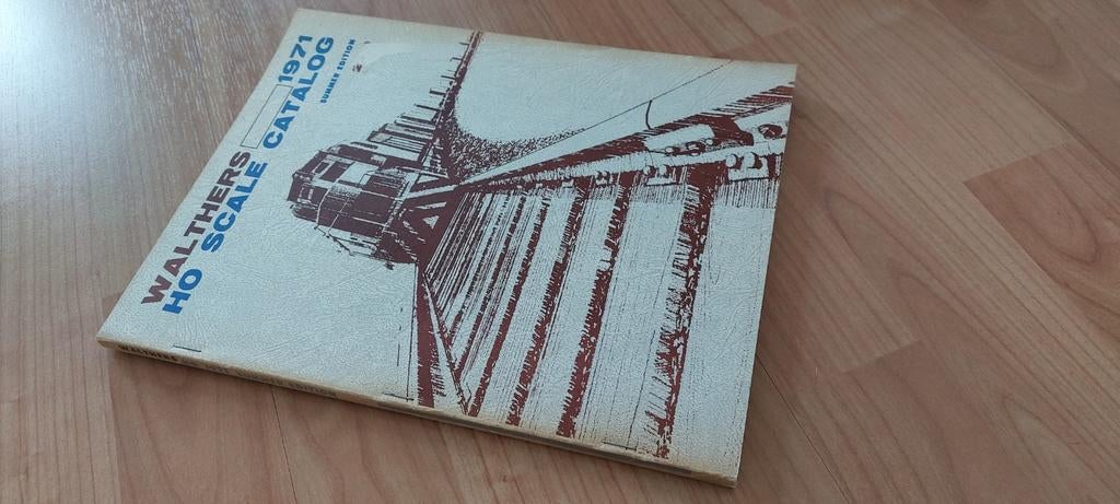 Walthers H0 catalogus summer edition 1971, Retro modeltrein., Ophalen of Verzenden, Gelijkstroom of Wisselstroom, Boek, Tijdschrift of Catalogus
