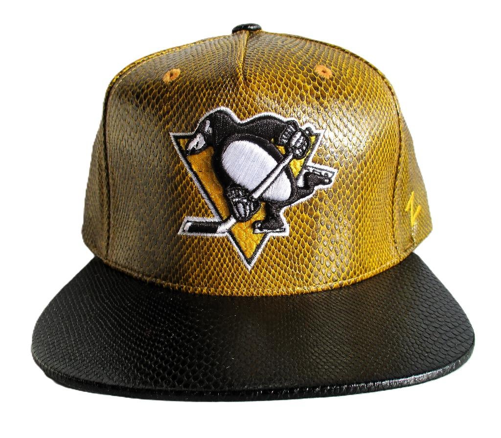 PITTSBURGH PENQUINS NHL LEATHER STRAPBACK cap, Sport en Fitness, Info@taurusvintage.nl, Nieuw, Ophalen of Verzenden, Kleding