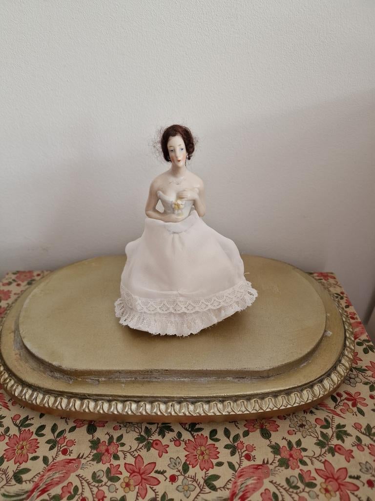 Halfdoll Porselein, Antiek en Kunst, Ophalen of Verzenden