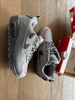 Nike Air Max 90 Surplus Wolf Grey/Pink Salt, maat 43, 27,5cm, Kleding | Heren, Schoenen, Ophalen, Nieuw, Overige kleuren