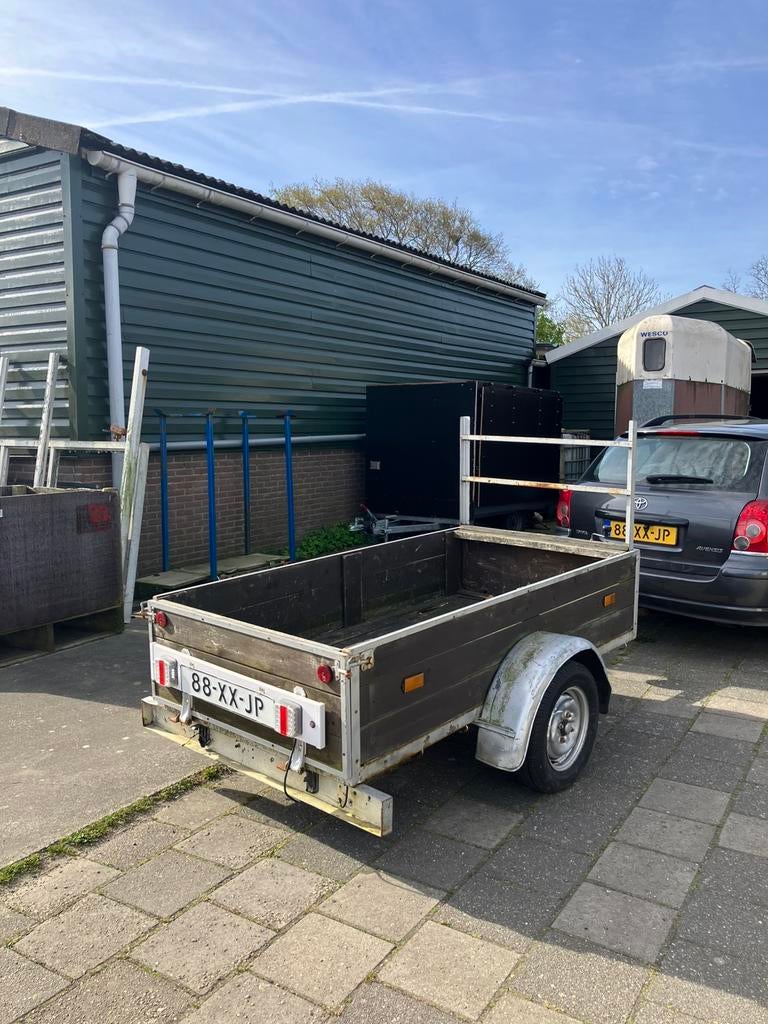 Aanhanger ongeremd nieuwe banden en koppelstuk en lichtbalk, Ophalen, Gebruikt