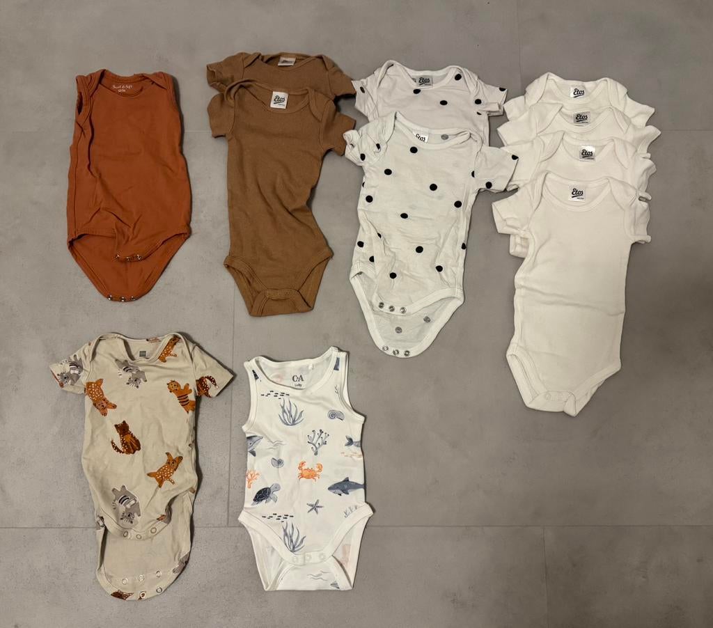 Korte mouwen rompers 50/56 jongens / meisjes/ uniseks, Ophalen, Zo goed als nieuw, Jongetje of Meisje, Nacht- of Onderkleding