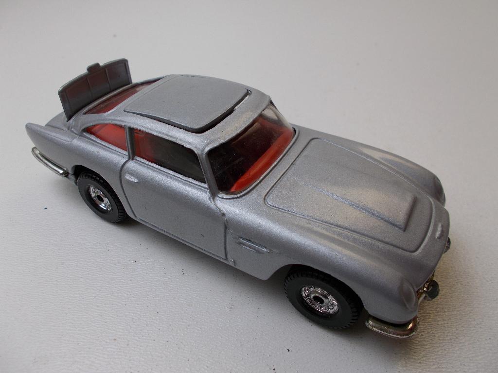 1984 Corgi 271 ASTON MARTIN DB-5. 007 JAMES BOND (-A-) Igst!, Ophalen of Verzenden, Zo goed als nieuw, Auto, Corgi