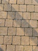 Betontegels 15x15x5 cm, ongeveer 30 m2, Tuin en Terras, Ophalen