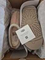 Nieuwe UGG Tazz pantoffels - Maat 37, UGG, Beige, Nieuw, Ophalen of Verzenden