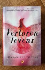 Verloren levens - Hasan Ali Toptaş (roman), Ophalen of Verzenden, Gelezen, Europa overig