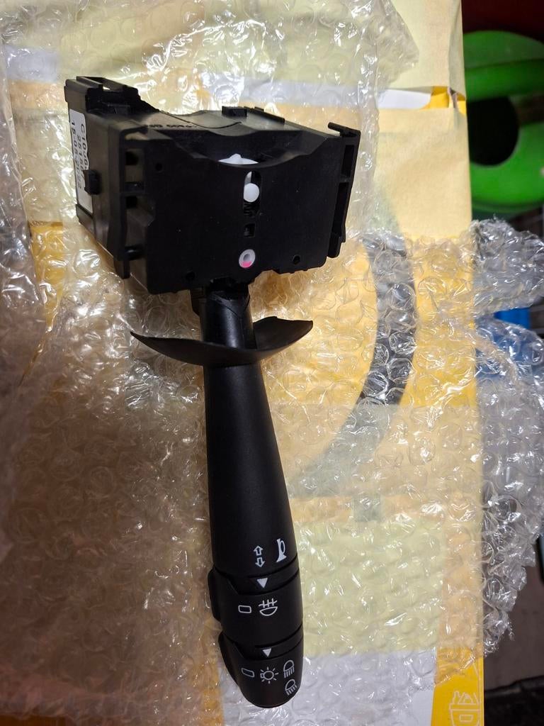 Claxon schakelaar Renault twingo, Ophalen of Verzenden, Nieuw, Renault