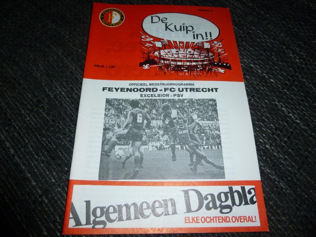 programma boekjes Feyenoord-fc Utrecht uit en thuis, Verzenden, Zo goed als nieuw, Feyenoord, Boek of Tijdschrift