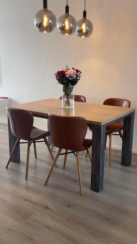 Eetkamer tafel - MOET WEG GOEDKOOP, Huis en Inrichting, Tafels | Eettafels, Ophalen, 50 tot 100 cm, Zo goed als nieuw, 150 tot 200 cm