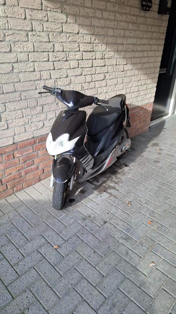 Yamaha jog r, Fietsen en Brommers, Scooters | Yamaha, Ophalen of Verzenden, Tweetakt, JogR of RR