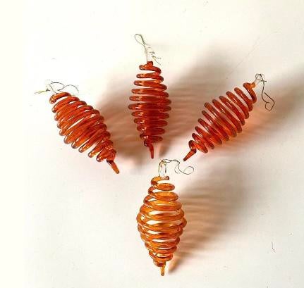 2x Vintage Mondgeblazen Rode Kerstornamenten Glazen Spiralen, Diversen, Kerst, Ophalen of Verzenden, Zo goed als nieuw