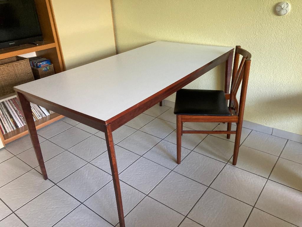 vintage eettafel met 6 stoelen, Ophalen, Gebruikt, 100 tot 150 cm, 50 tot 100 cm