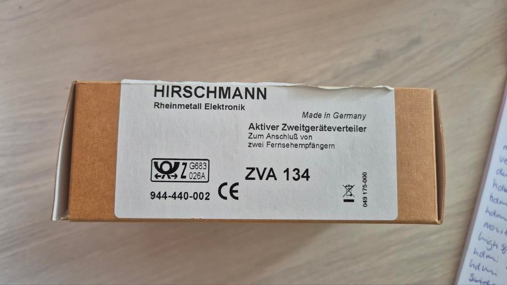 Hirschmann ZVA 134 Actieve TV-verdeler voor 2 ontvangers, Ophalen of Verzenden, Nieuw, Minder dan 2 meter, Tv-kabel