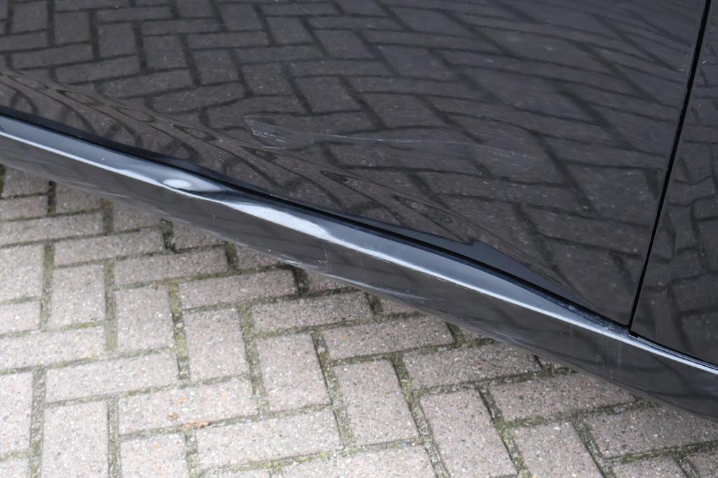 Mitsubishi Outlander 2.0 PHEV Instyle (bj 2013, automaat), Auto's, 4 cilinders, Zwart, Bedrijf, Vierwielaandrijving