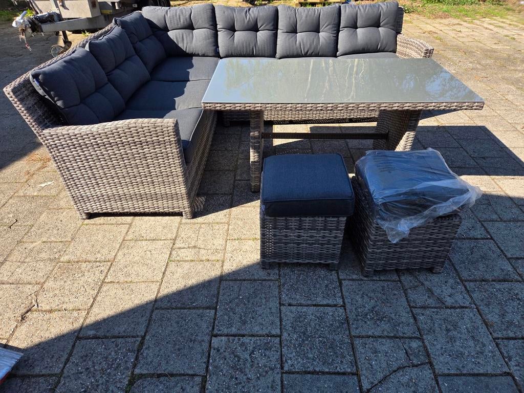 GARDEN IMPRESSIONS HOEKLOUNGE LOUNGESET gehele set €450, Ophalen