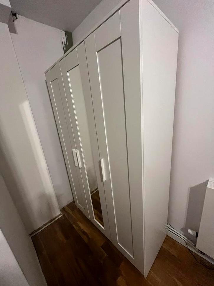 Brimnes kledingkast, Huis en Inrichting, Kasten | Kledingkasten, Zo goed als nieuw, 150 tot 200 cm, 100 tot 150 cm, 50 tot 75 cm