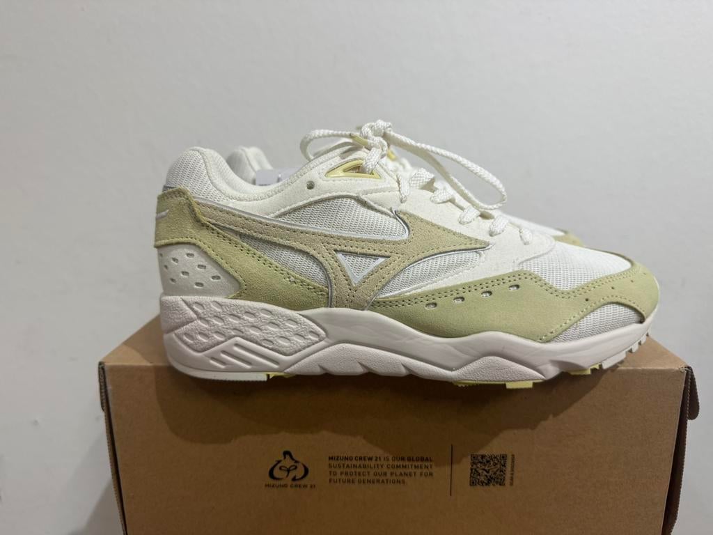 Te koop nieuwe Mizuno Contender maat 39, Postlaan 3, Geel, Nieuw, Ophalen of Verzenden