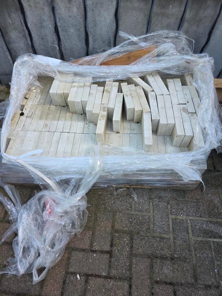 Vuurvaste stenen 122 stuks 220x110x40, Doe-het-zelf en Verbouw, Metselstenen, Ophalen, Bakstenen